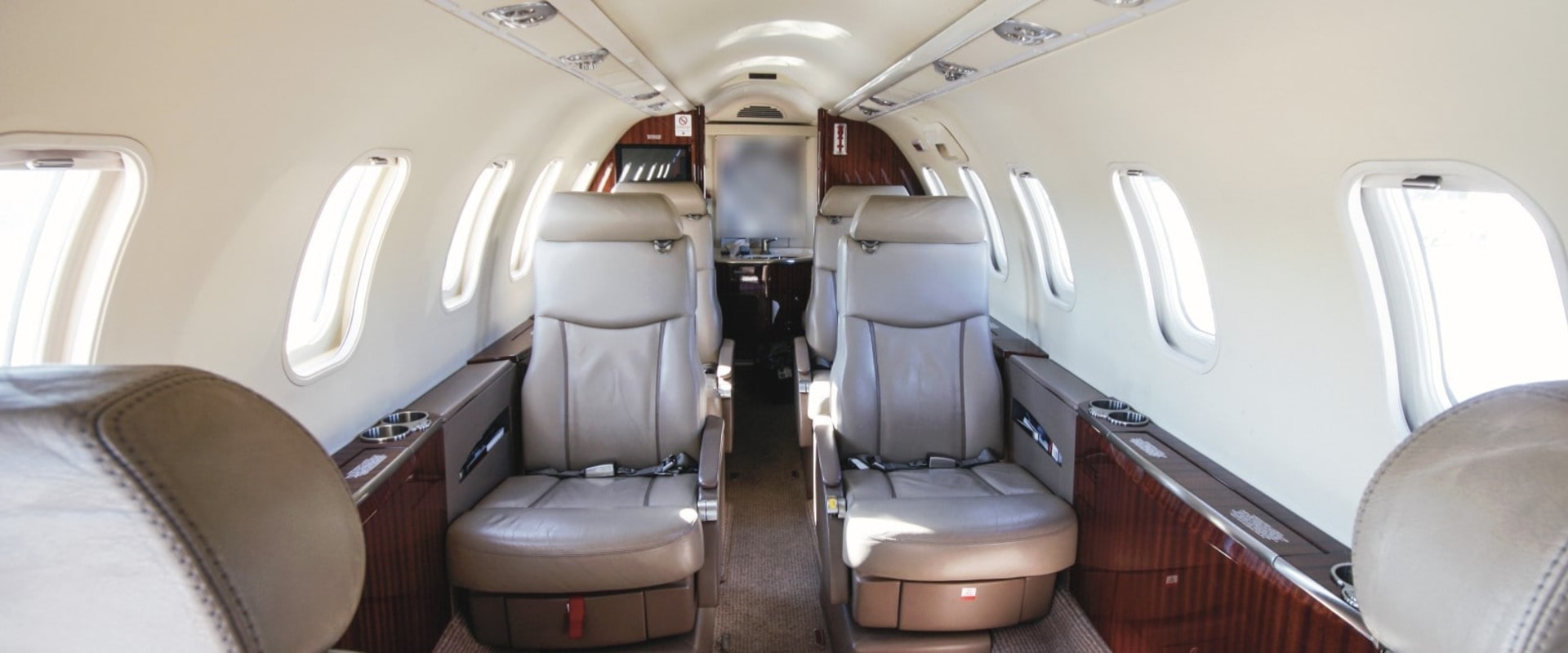 All About the Learjet 40XR: Your Ultimate Guide to Private Jet Charter