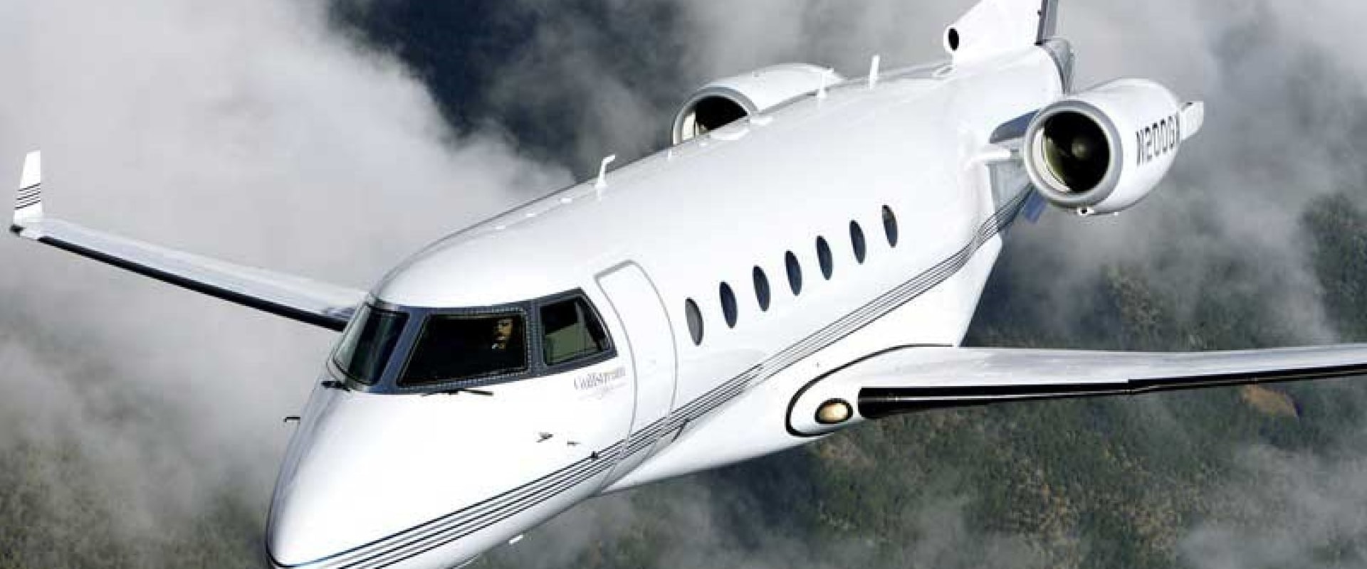 All You Need to Know About the Gulfstream G200: A Guide to Private Jet Charter