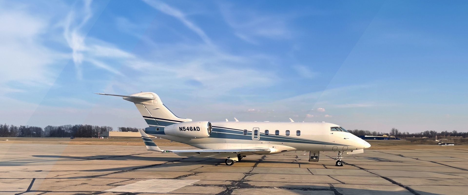 All You Need to Know About Challenger 300 Private Jet Charter