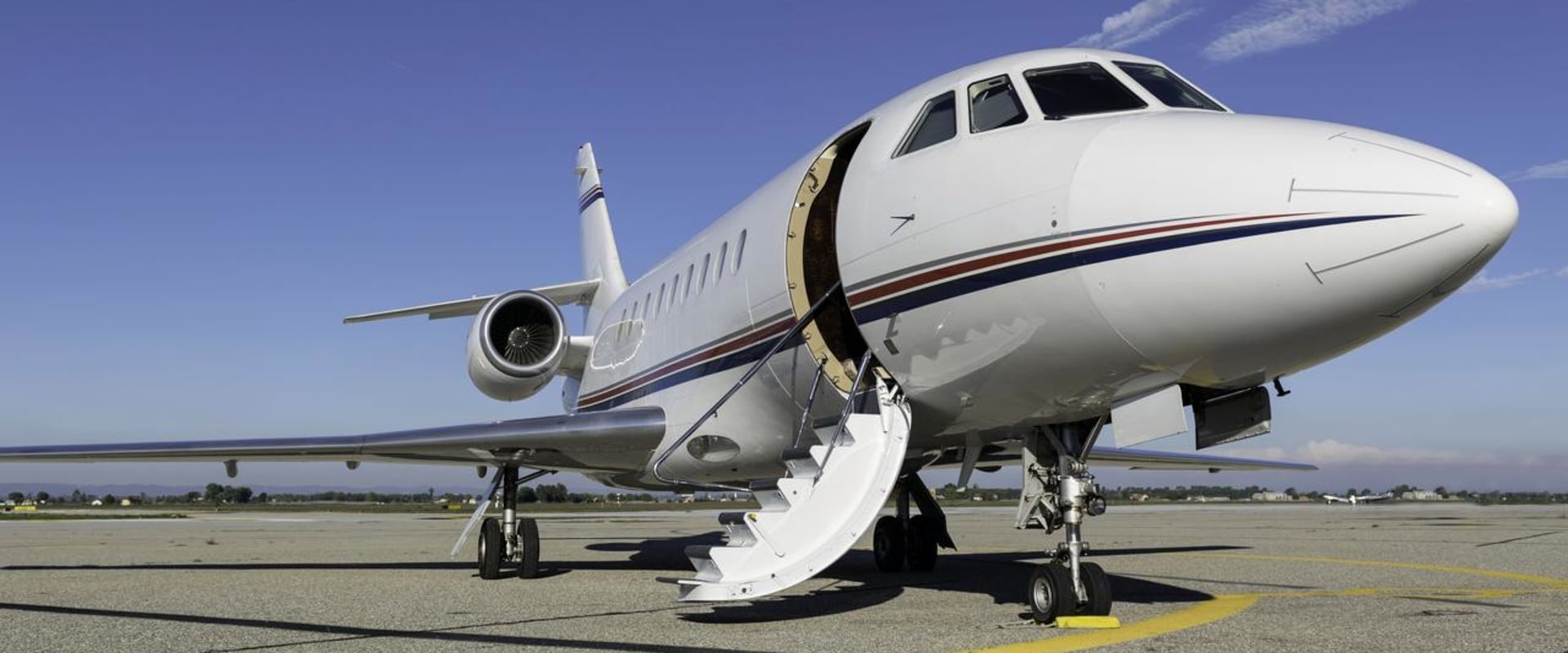 Finding One-Way and Empty Leg Flights: A Guide to Private Jet Rental Cost and Pricing